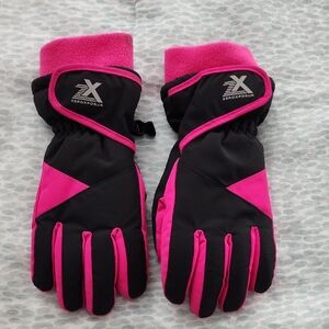 ZeroXposur Black and Pink Winter Gloves